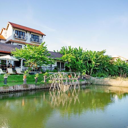 Riverside Impression Villa Hoi An Exterior photo